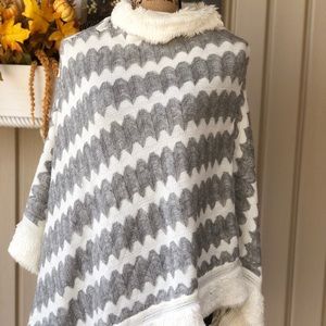 Woman's poncho
